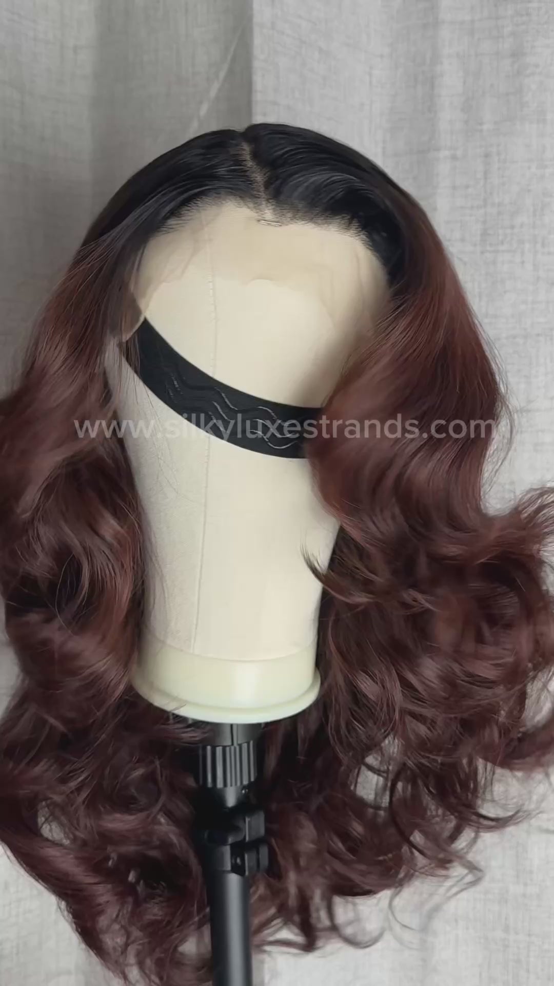 The Showstopper – Burgundy